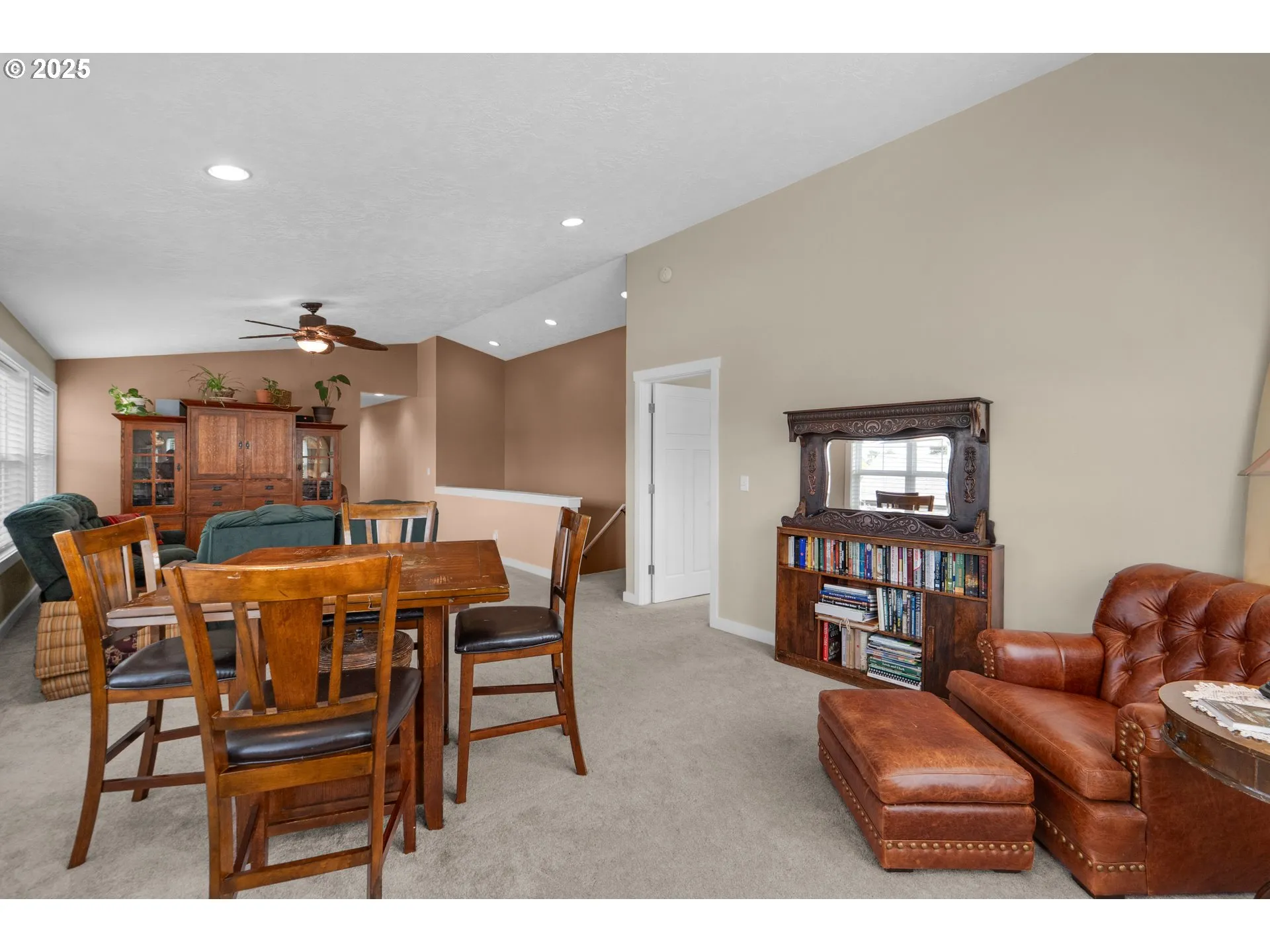 Family Room-Upper