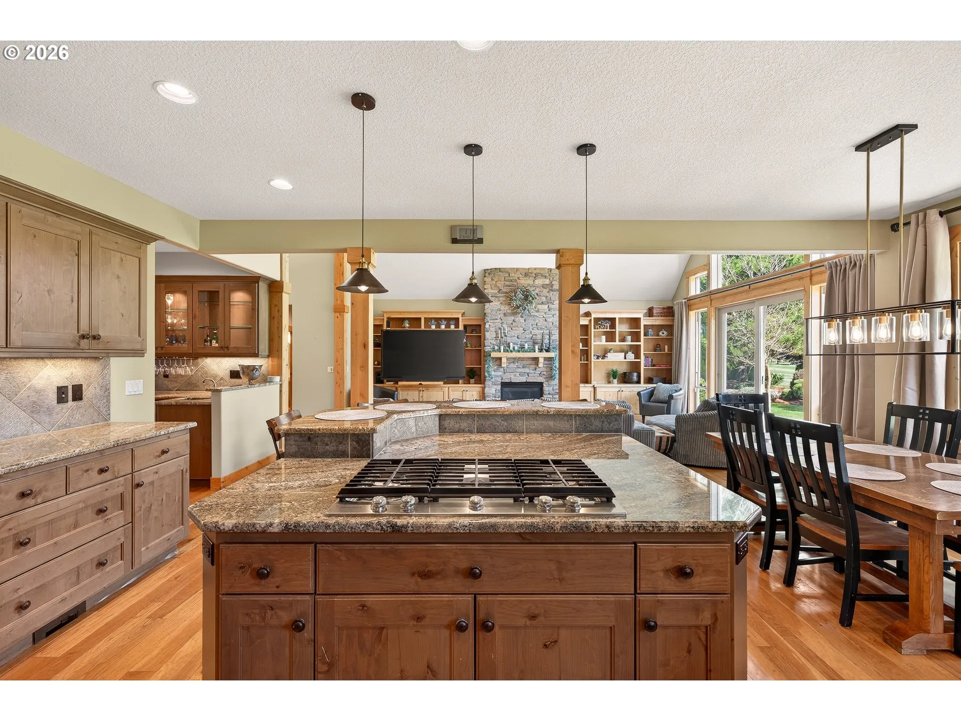 Kitchen-Cooking Island