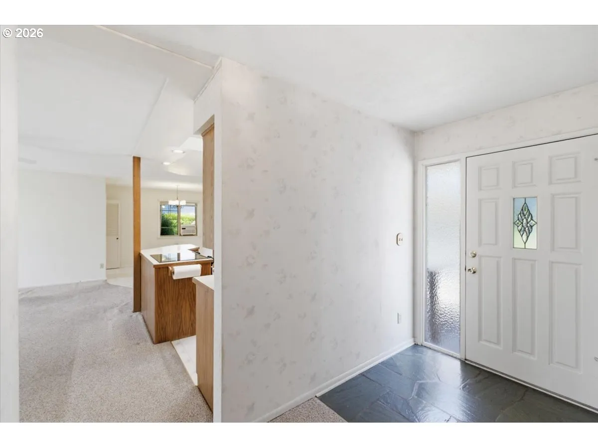 Entrance/Foyer