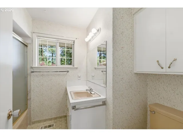 Bathroom-Main