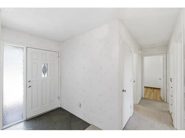 Entrance/Foyer