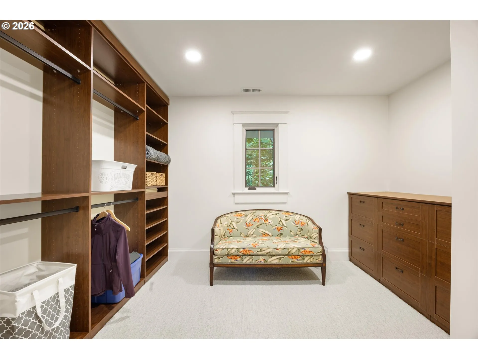 Bedroom, Owner's Suite-Walk-In Closet