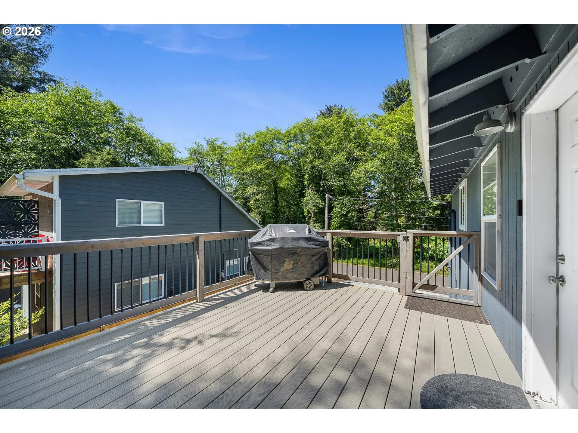 Deck-Upper