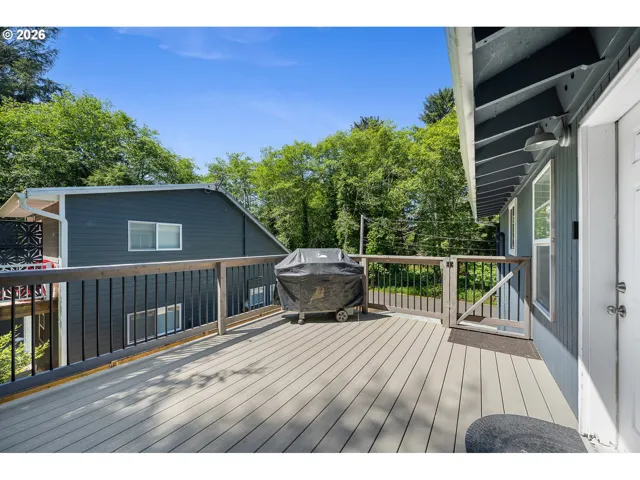 Deck-Upper