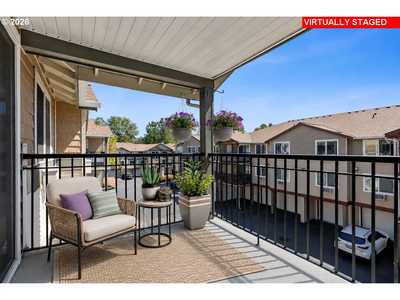 Balcony-Covered
