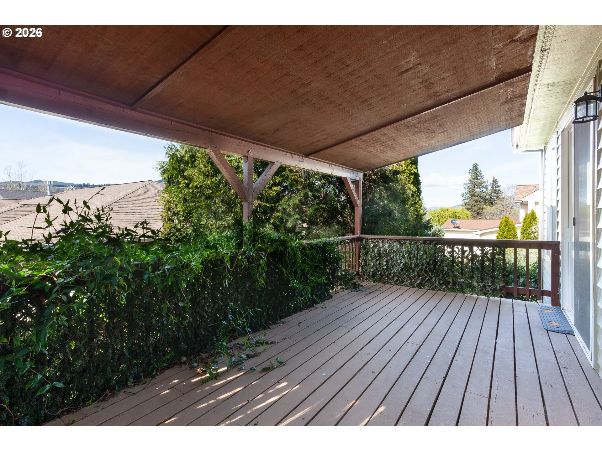 Deck-Main
