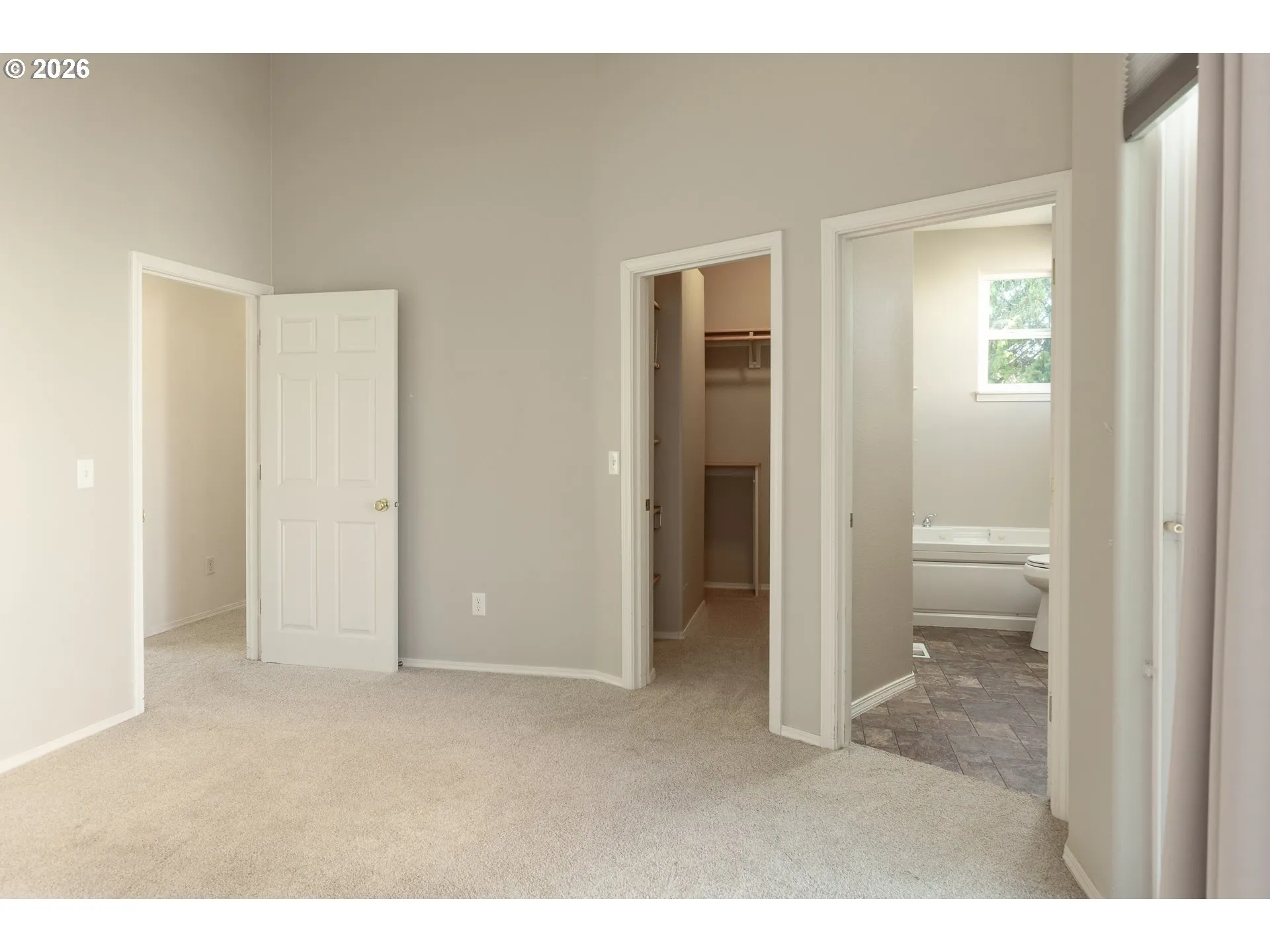Bedroom, Primary