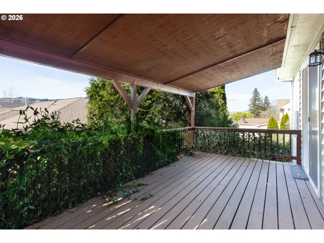 Deck-Main