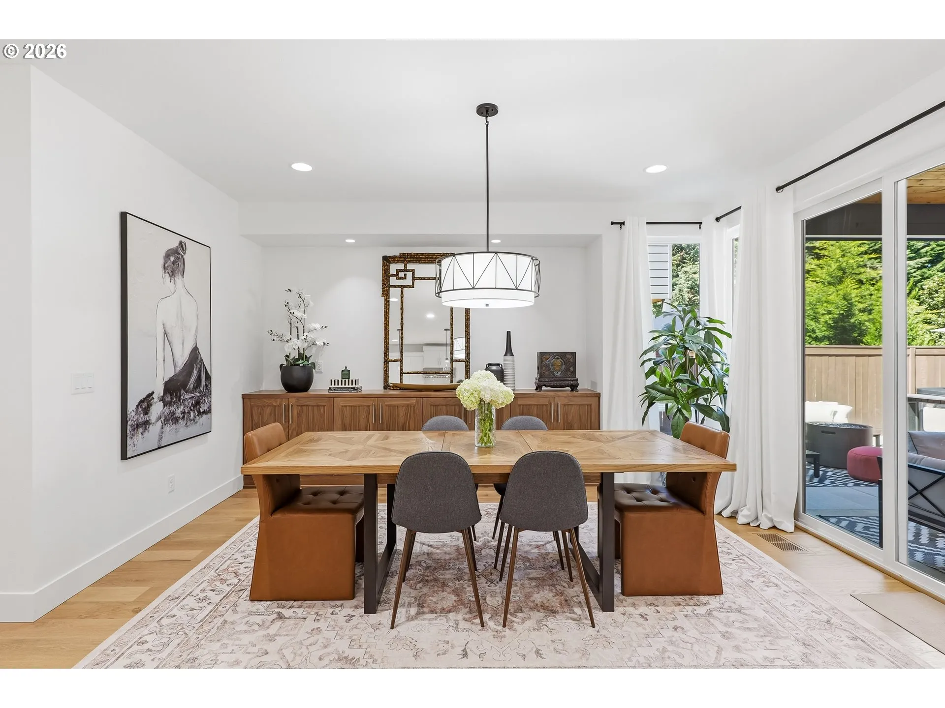 Dining Room-Built-In Cabinets