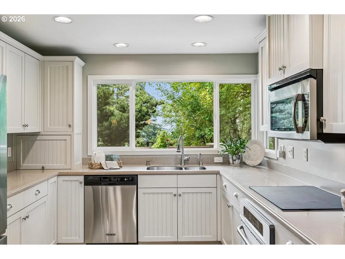 Kitchen-Oven