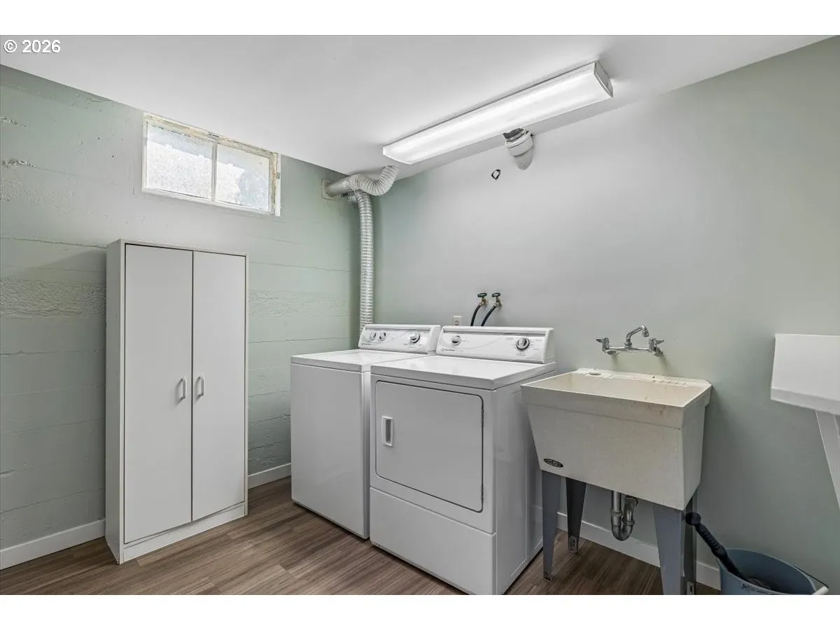 Laundry-Lower