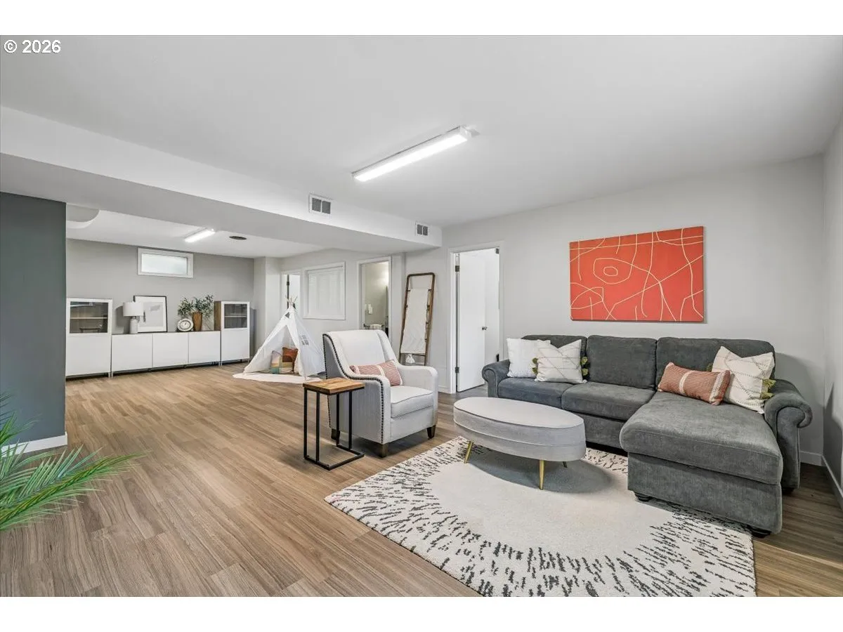 Family Room-Lower