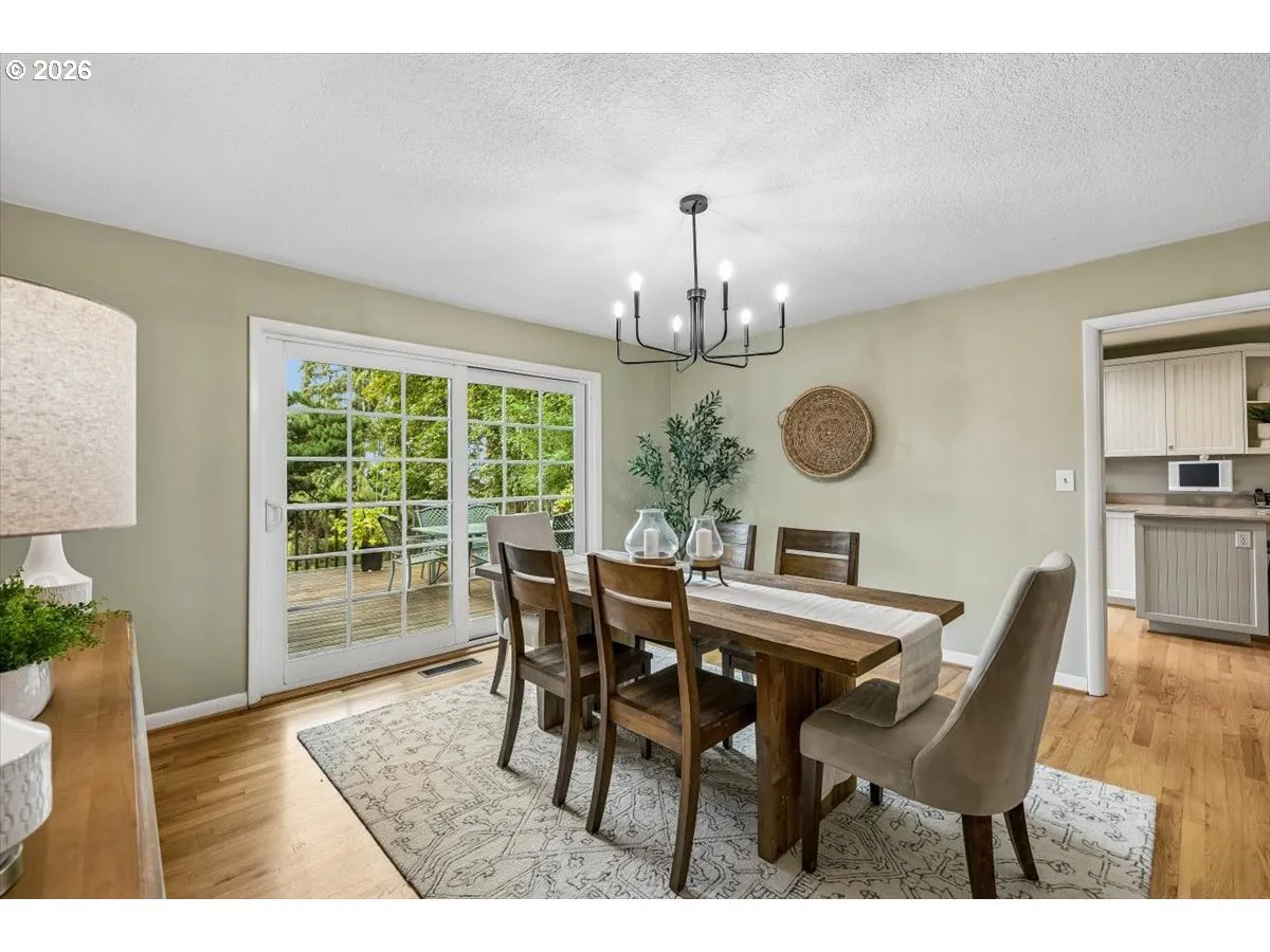 Dining Room-Formal