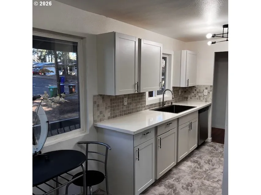 Kitchen-Eating Area