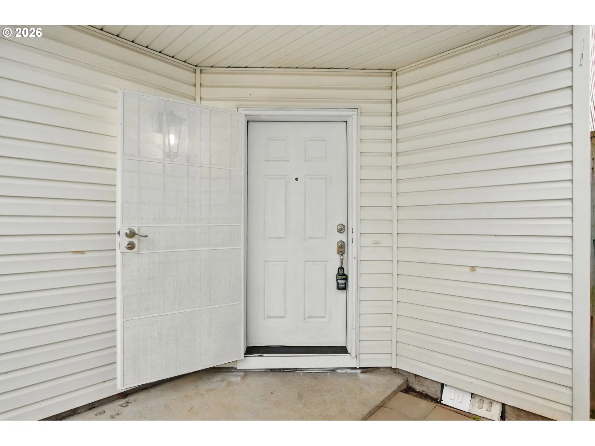 Entrance/Foyer