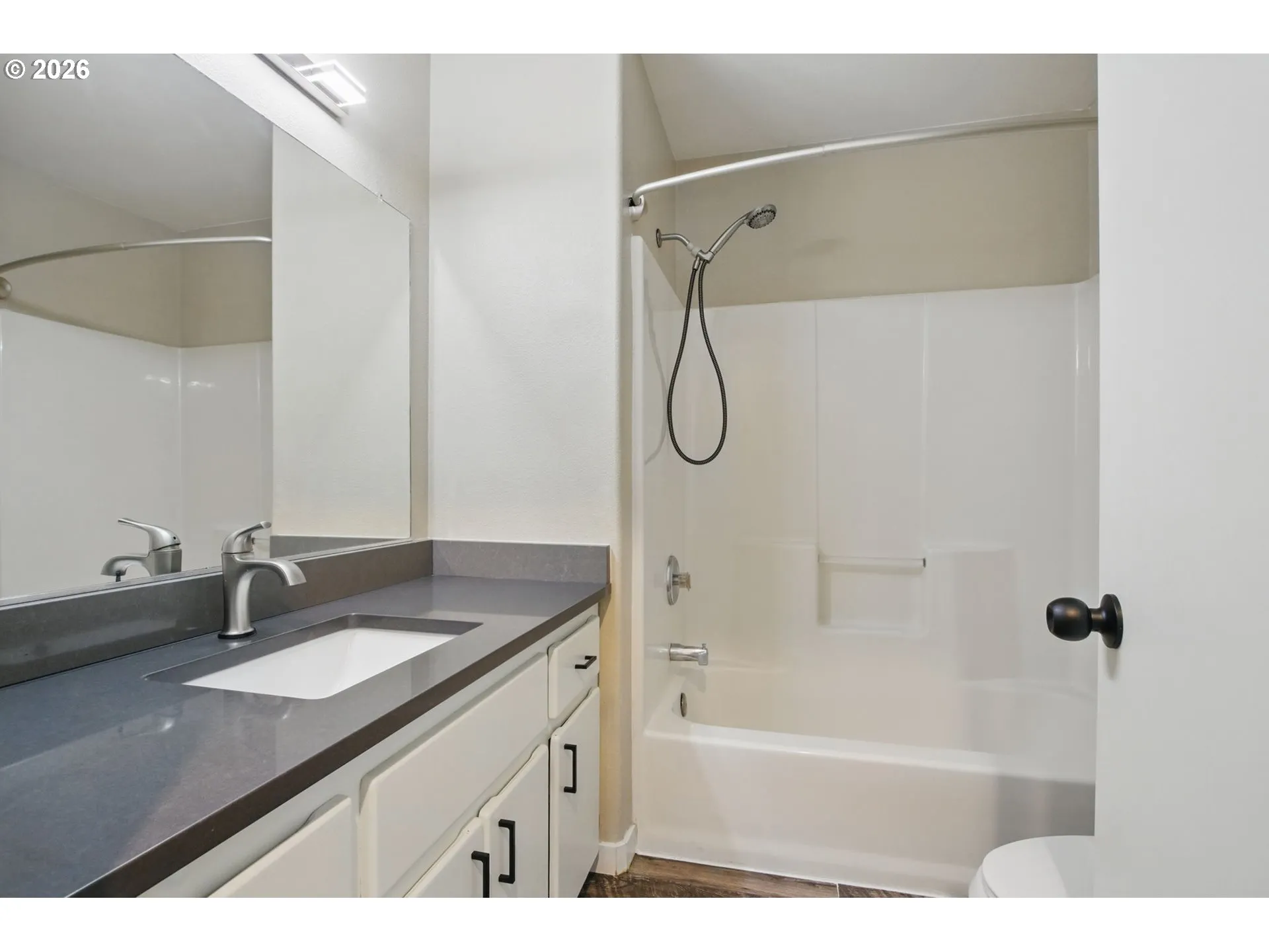 Bathroom-Upper
