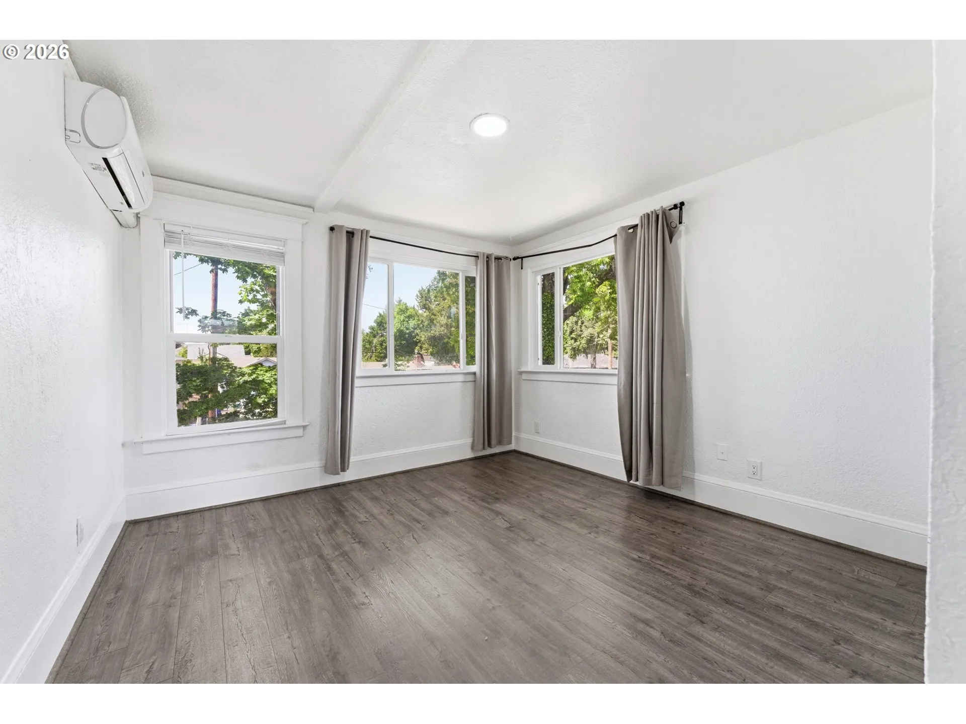 Owner's Suite Bedroom-Upper