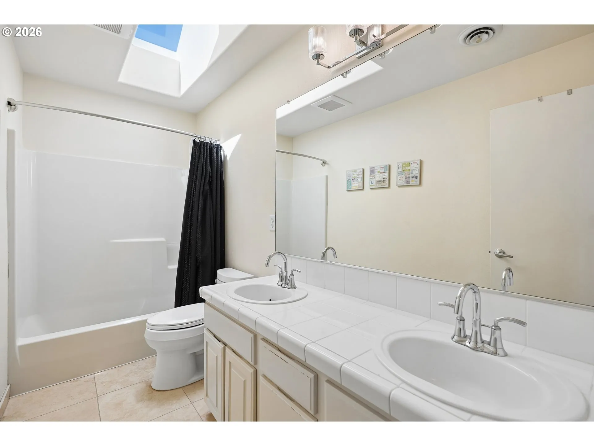 Bathroom-Upper