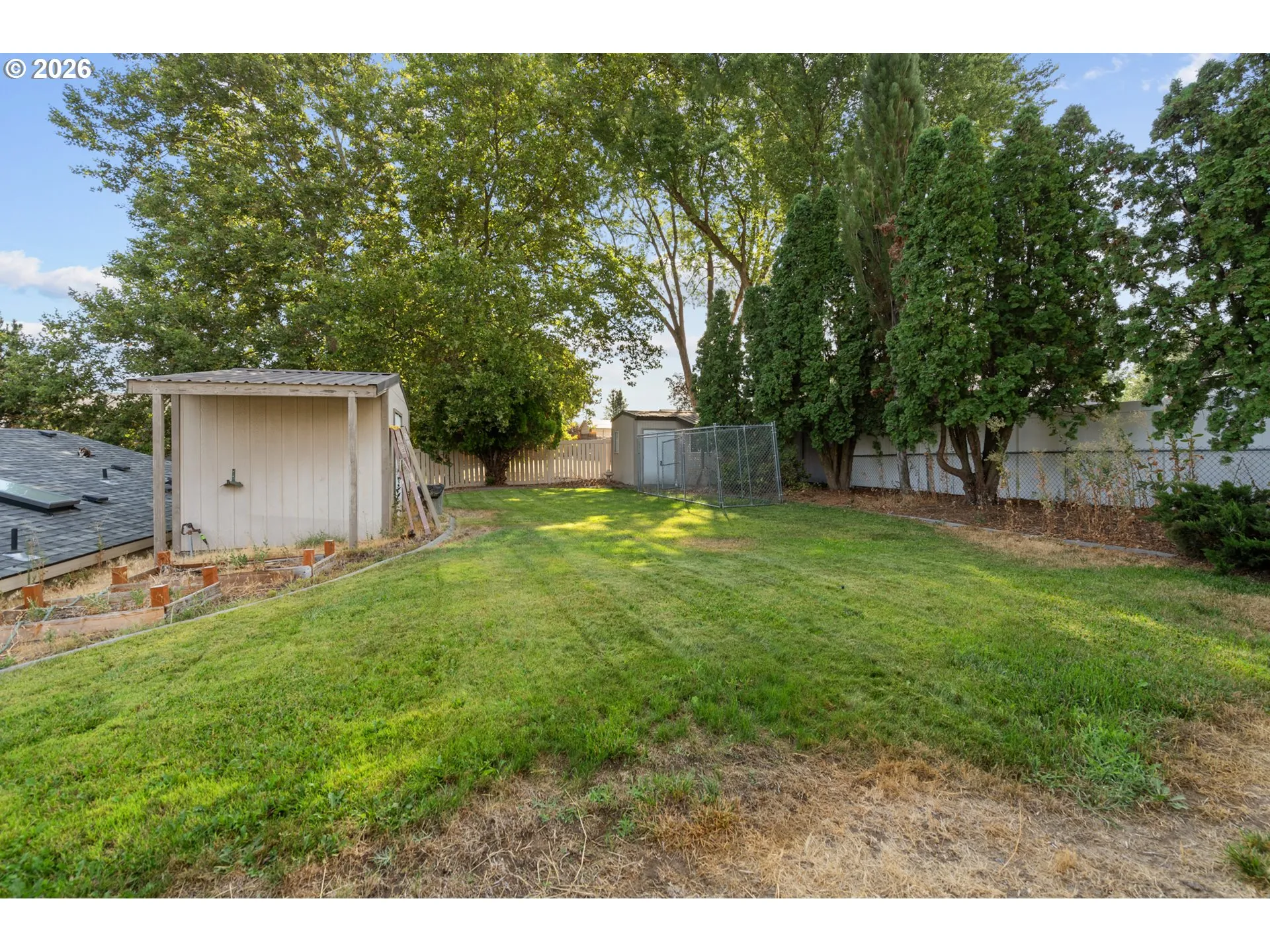 Yard-Back