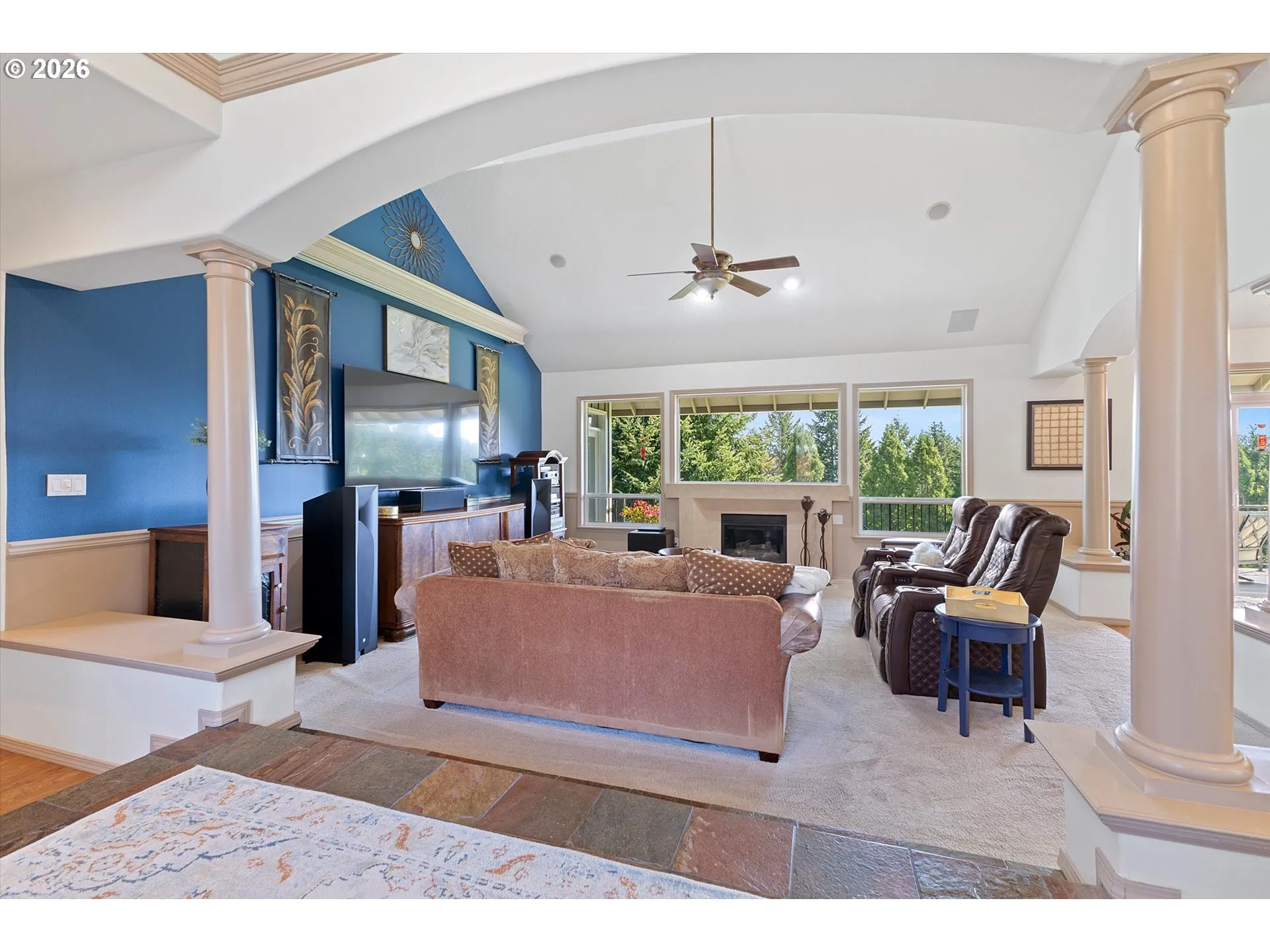 Living Room-Vaulted Ceilings