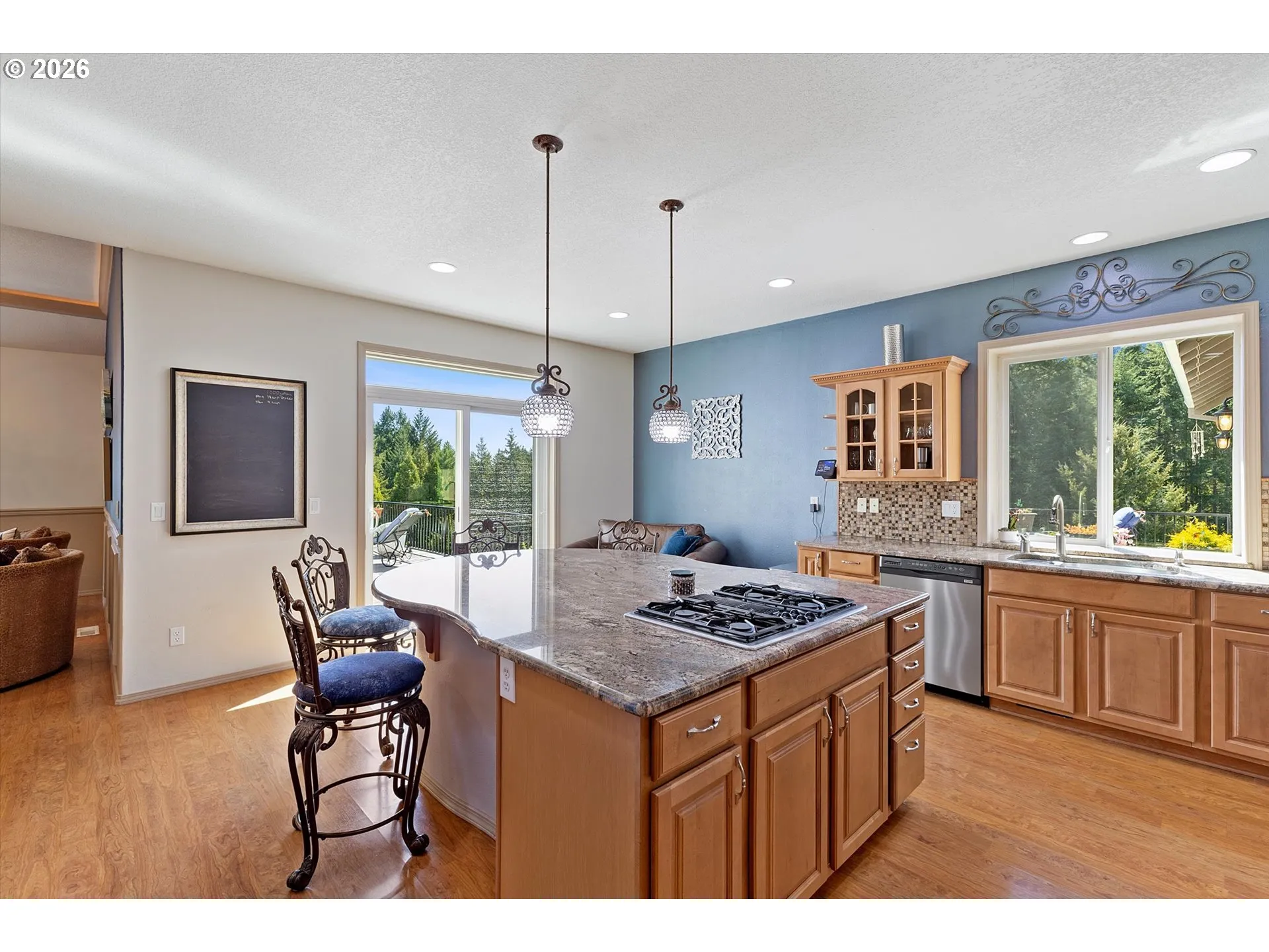 Kitchen-Island