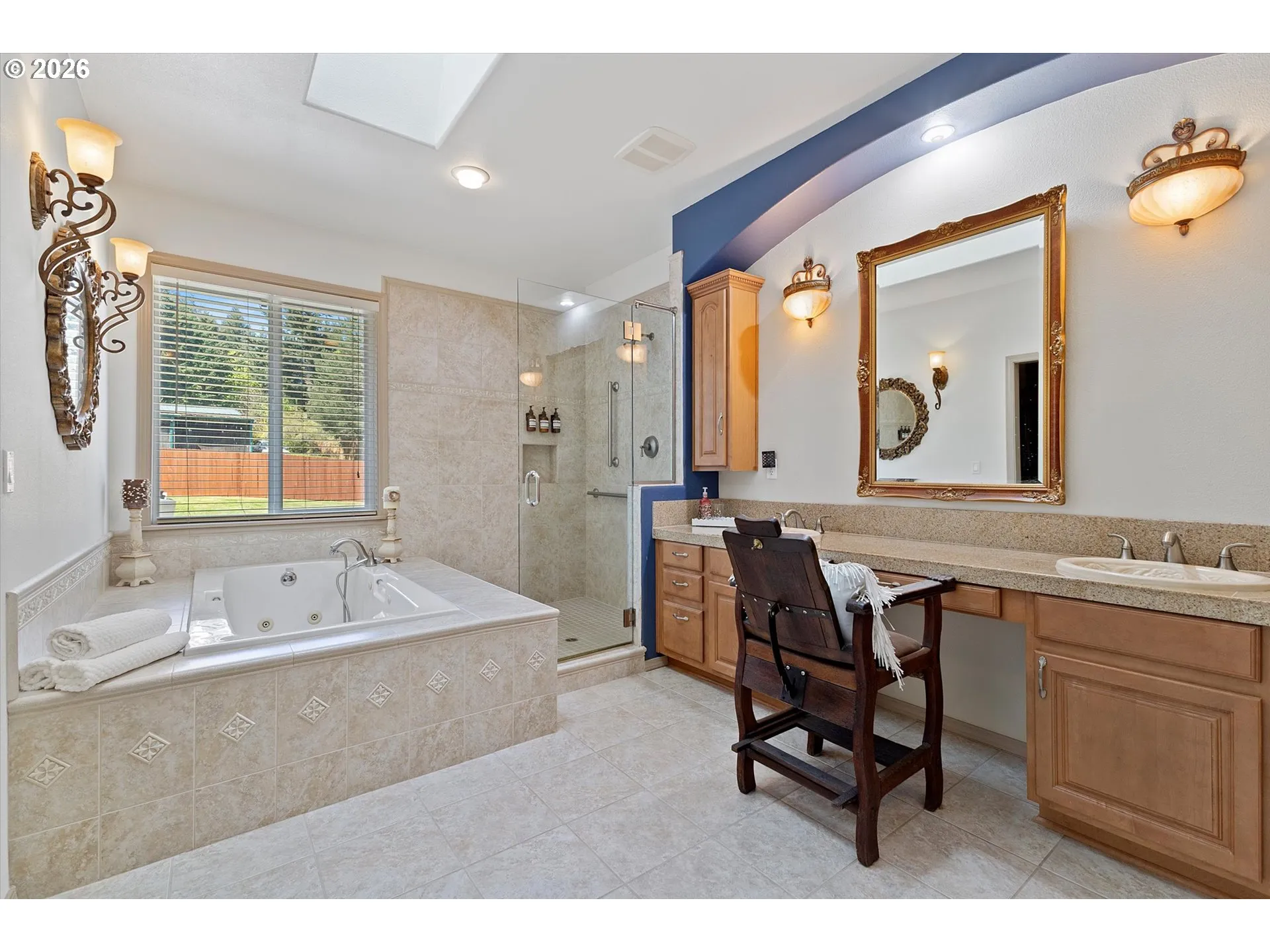 Bedroom, Owner's Suite