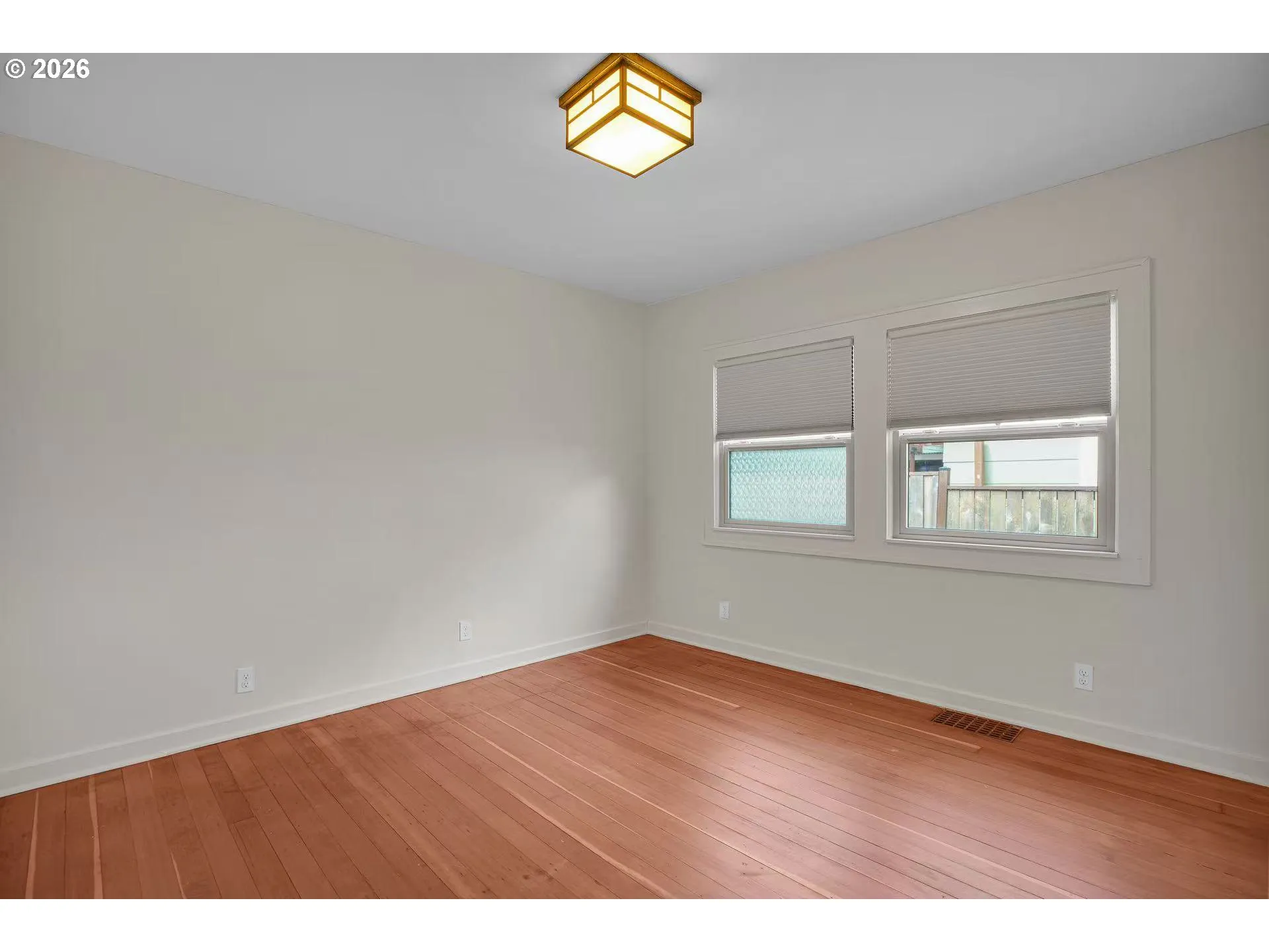 Bedroom, Primary