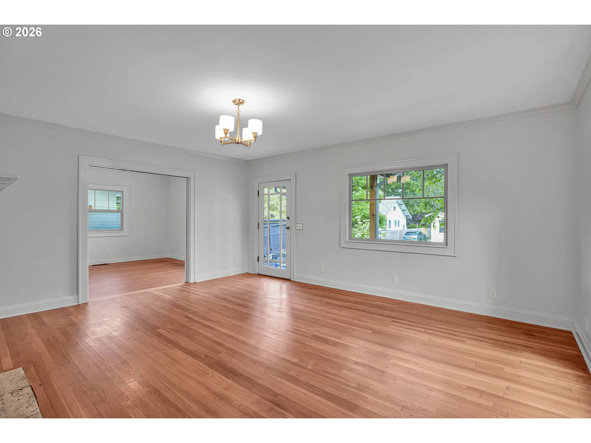 Living Room-Wide Angle/Fisheye