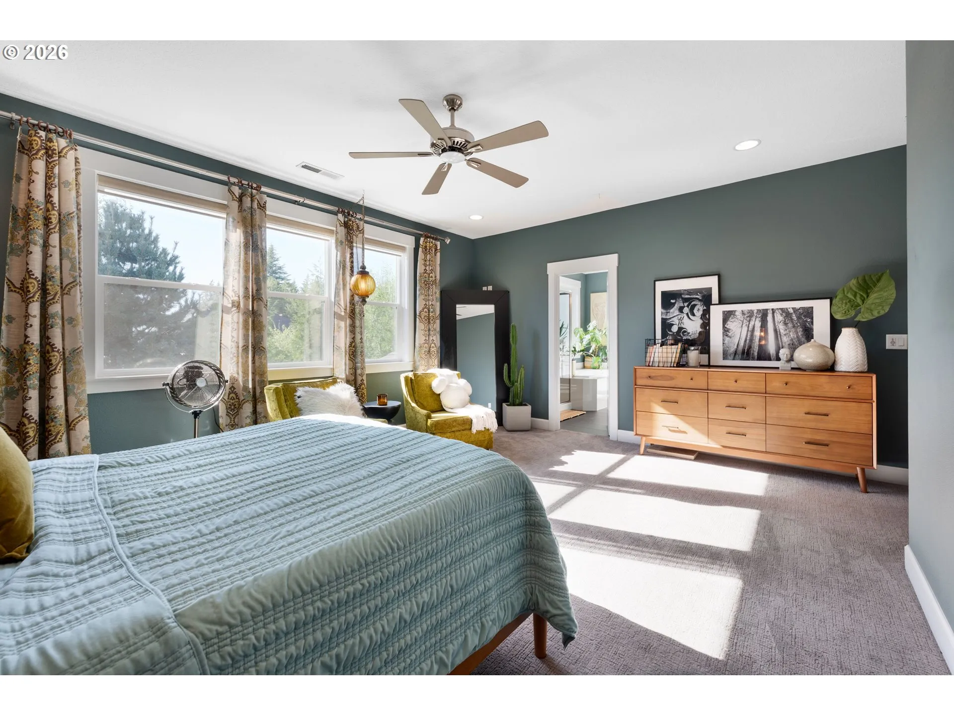 Primary Bedroom-Upper