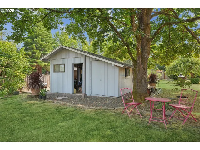 Shed