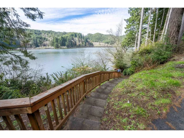 Lake Access
