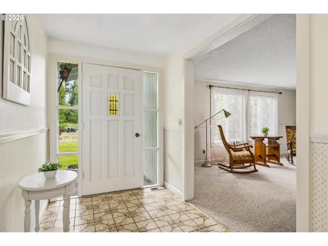 Entrance/Foyer
