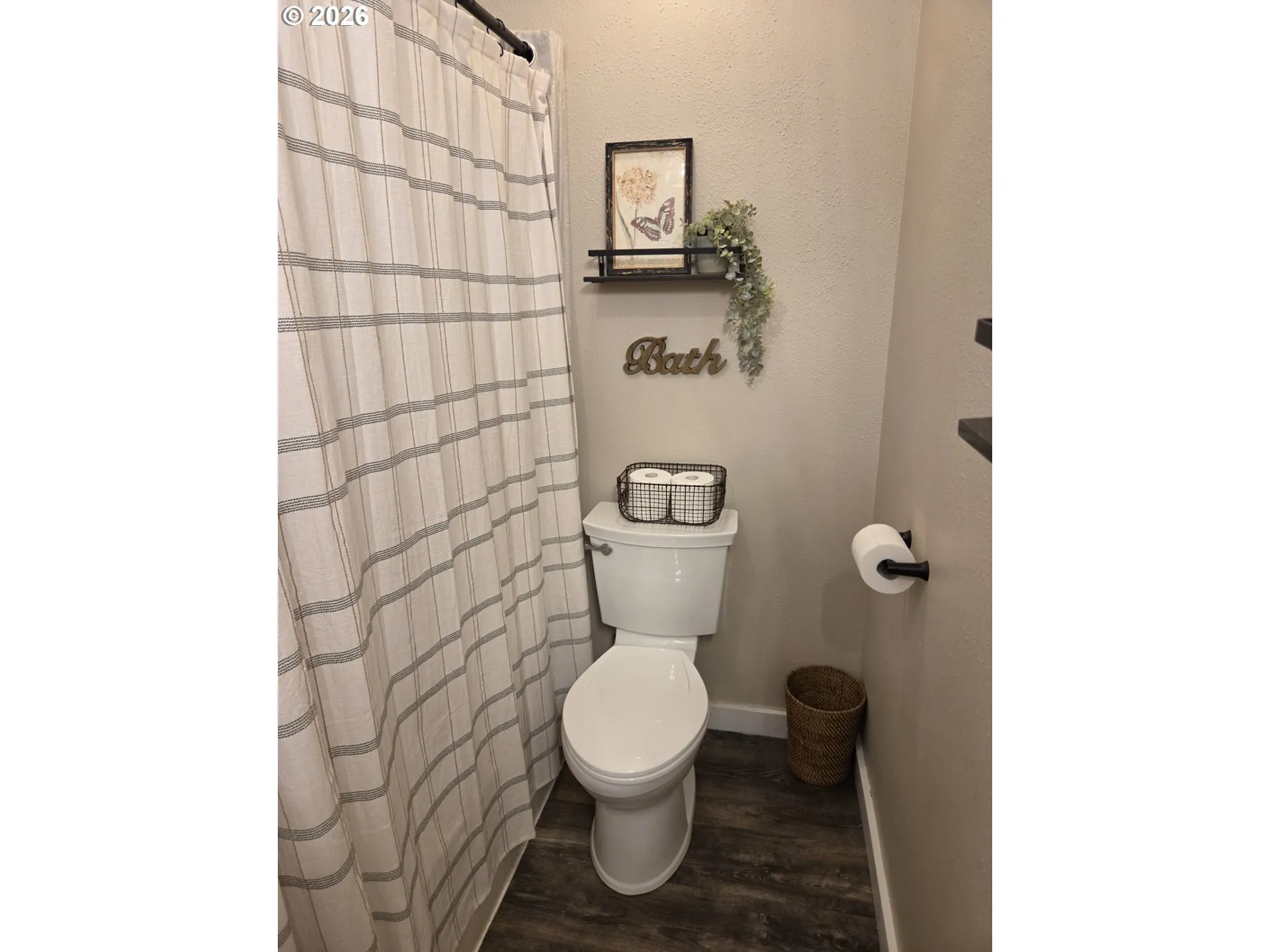 Bathroom-Hall