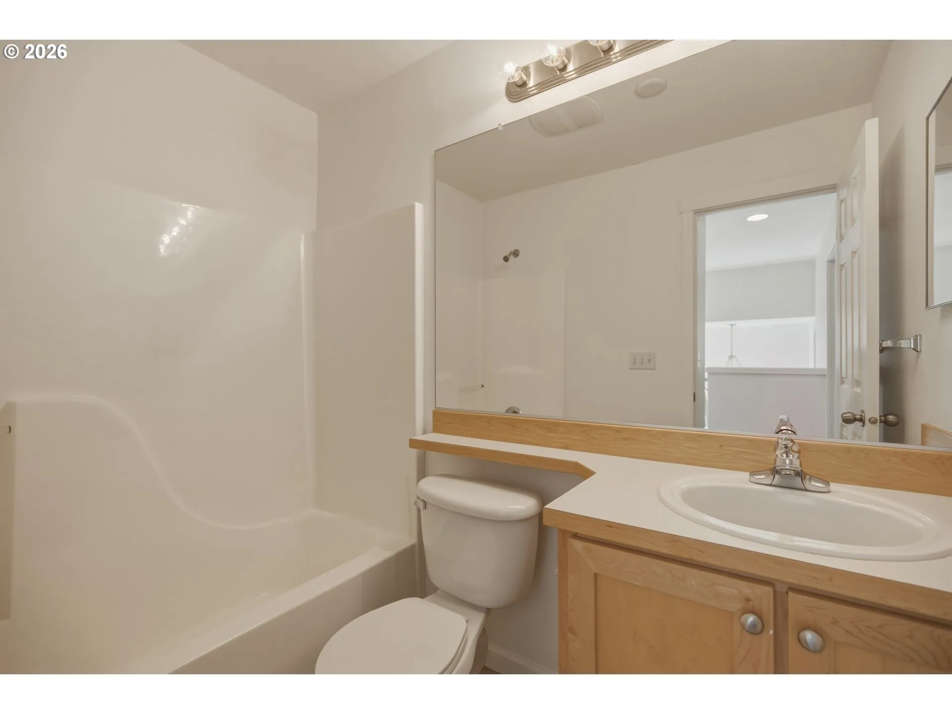 Bathroom-Hall