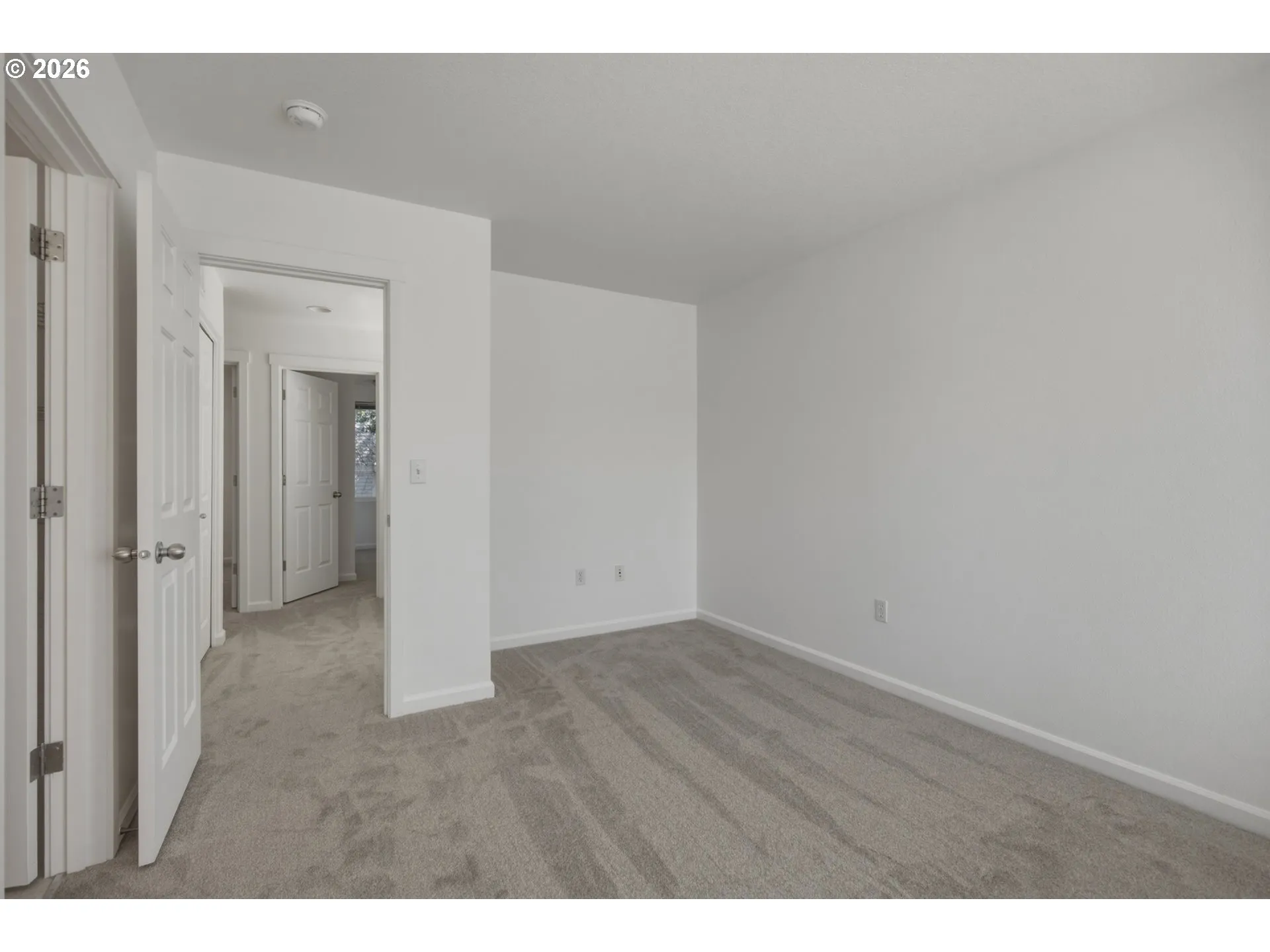 Bedroom, Primary