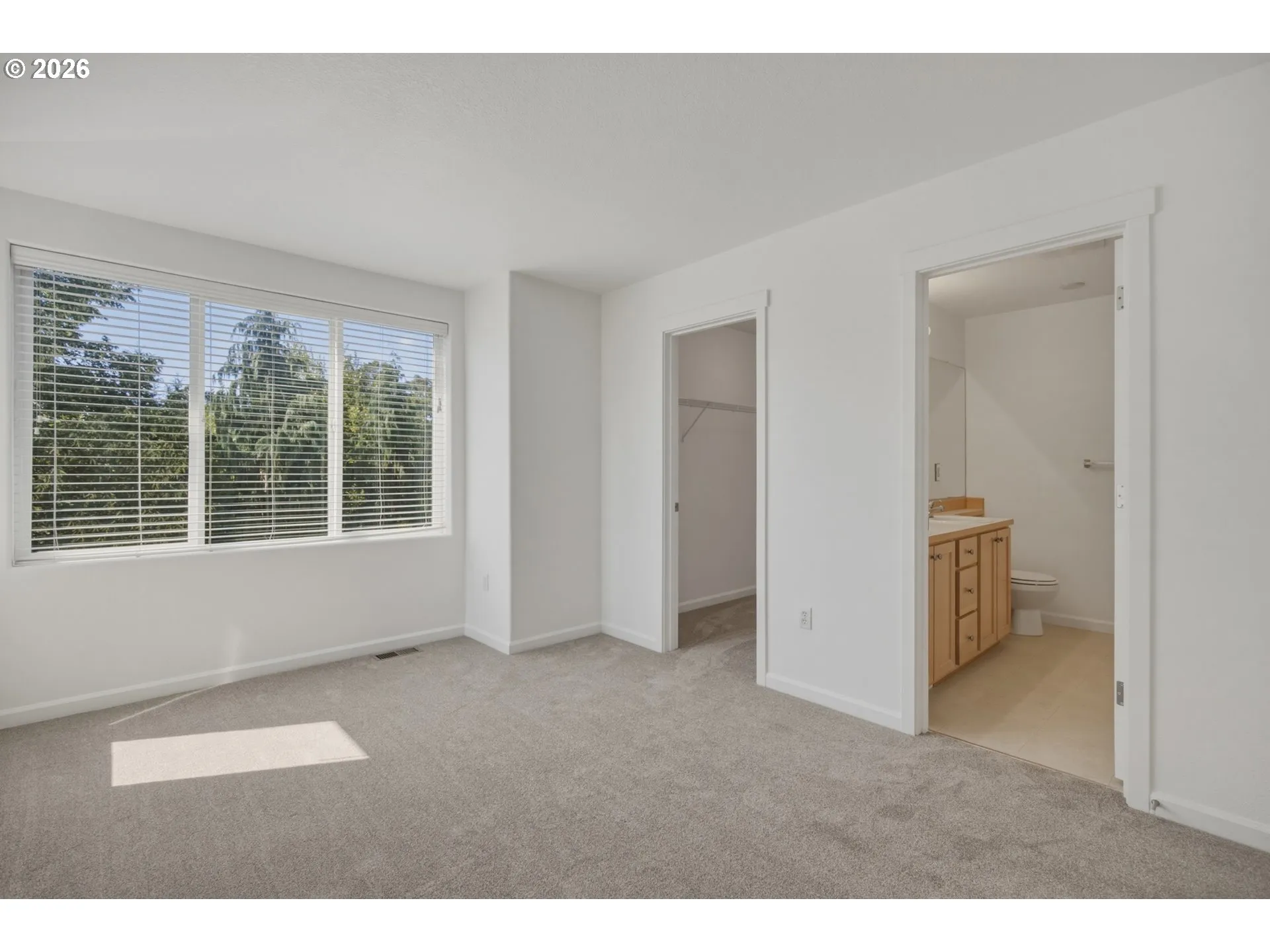 Bedroom, Primary