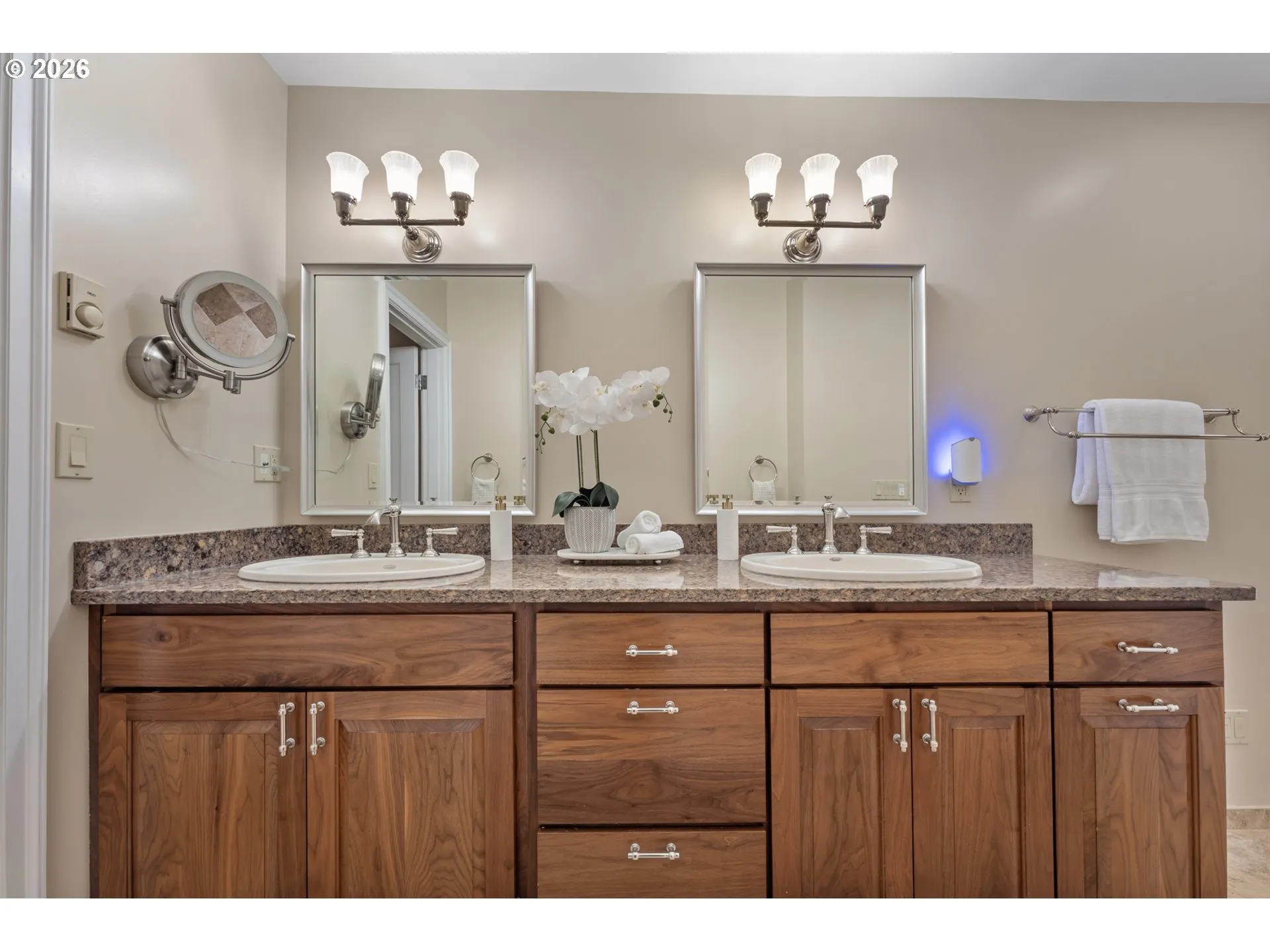 Primary Bedroom-Attached Bathroom