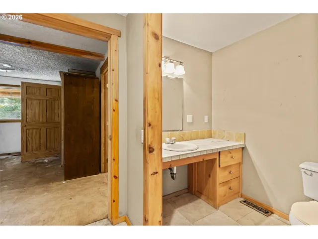 En Suite Bathroom