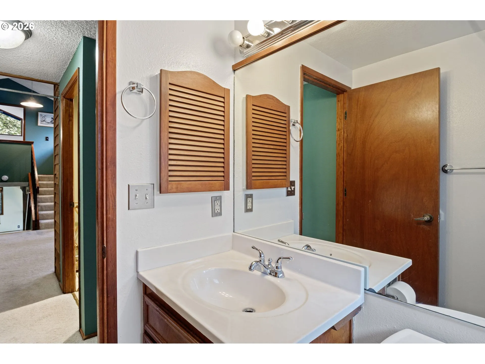 Bathroom-Hall