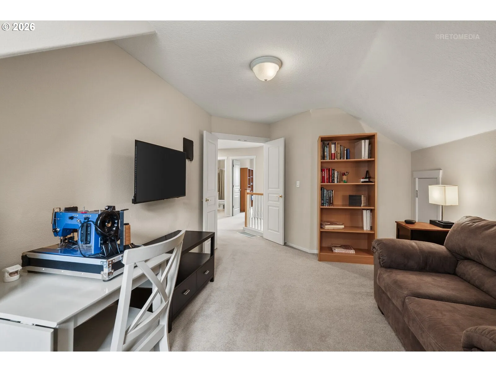 Bonus Room-Vaulted Ceilings