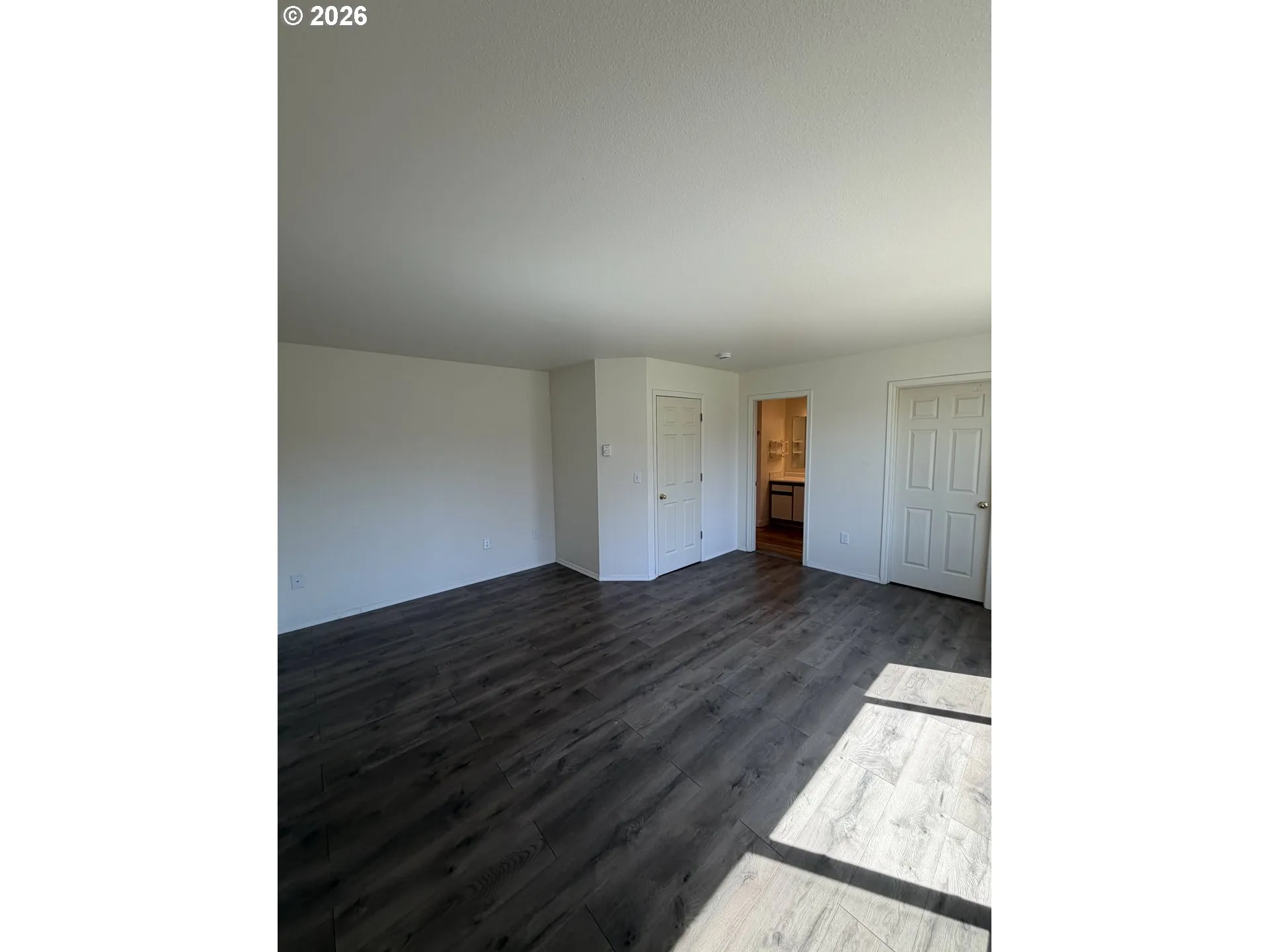 Bedroom, Primary