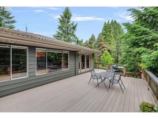 Deck-Main