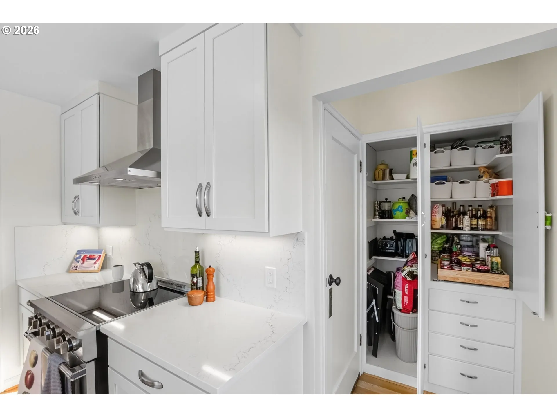 Pantry-Main