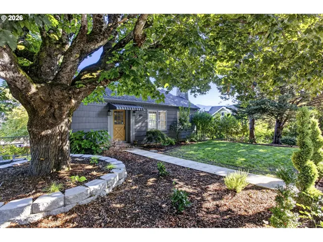 Yard-Front