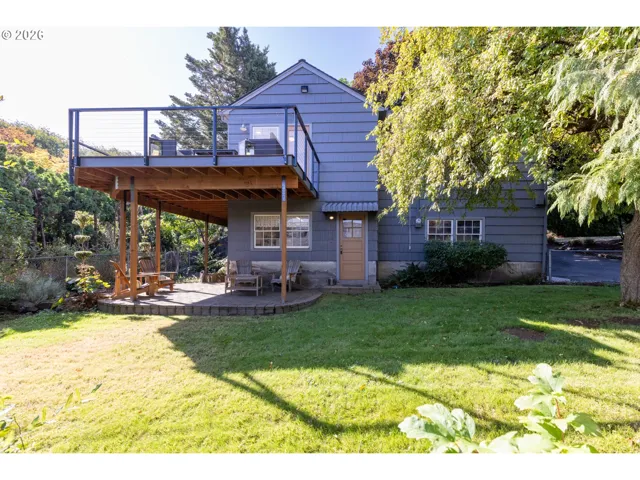Yard-Fenced