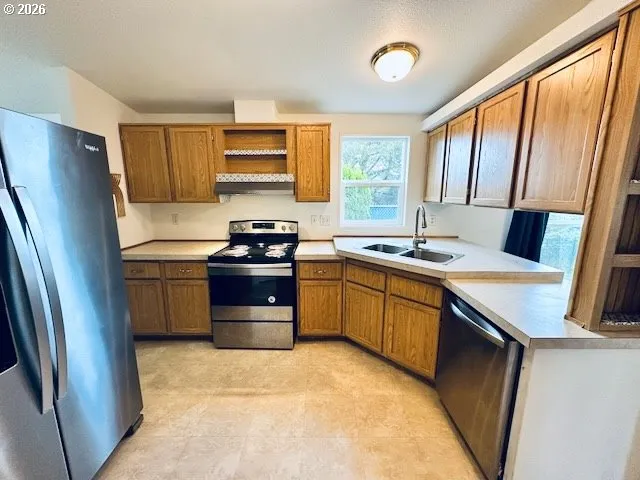 Kitchen-Oven