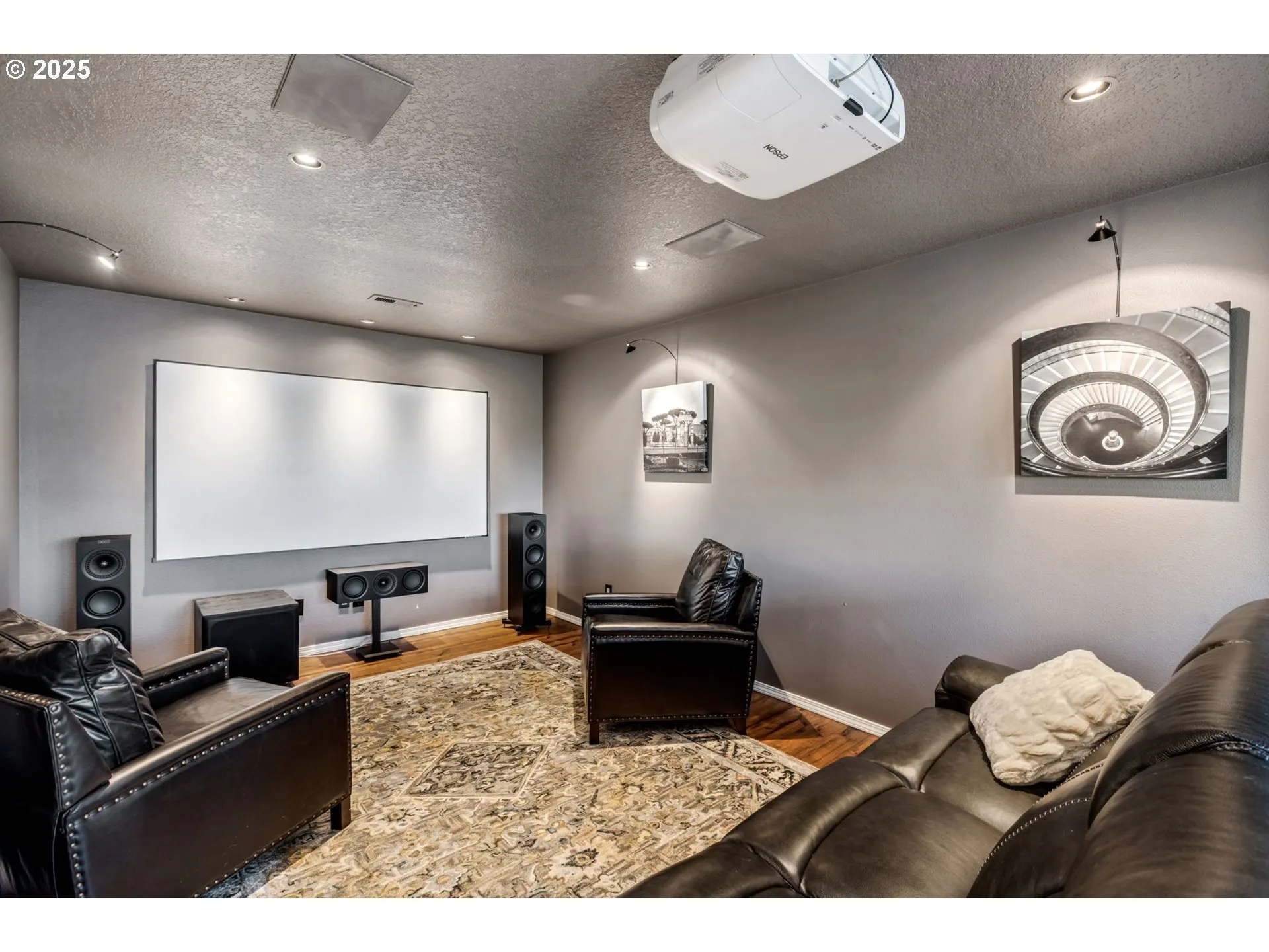 Bonus Room-Upper