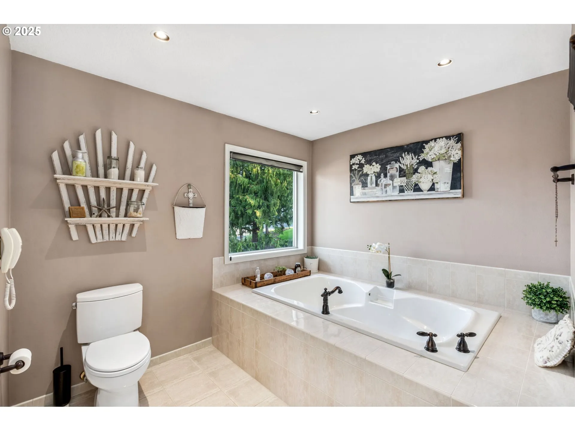 Owner's Suite Bathroom-Full Bathroom