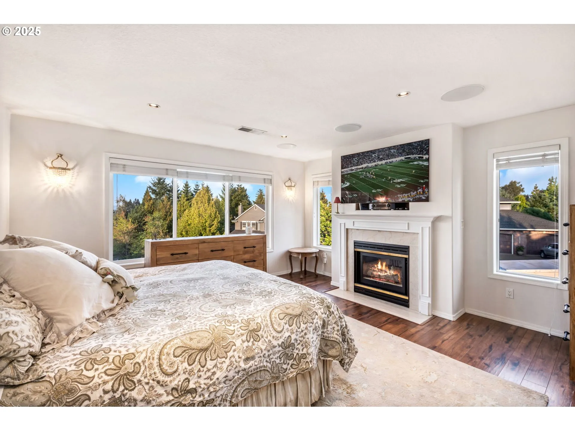 Primary Bedroom-Fireplace
