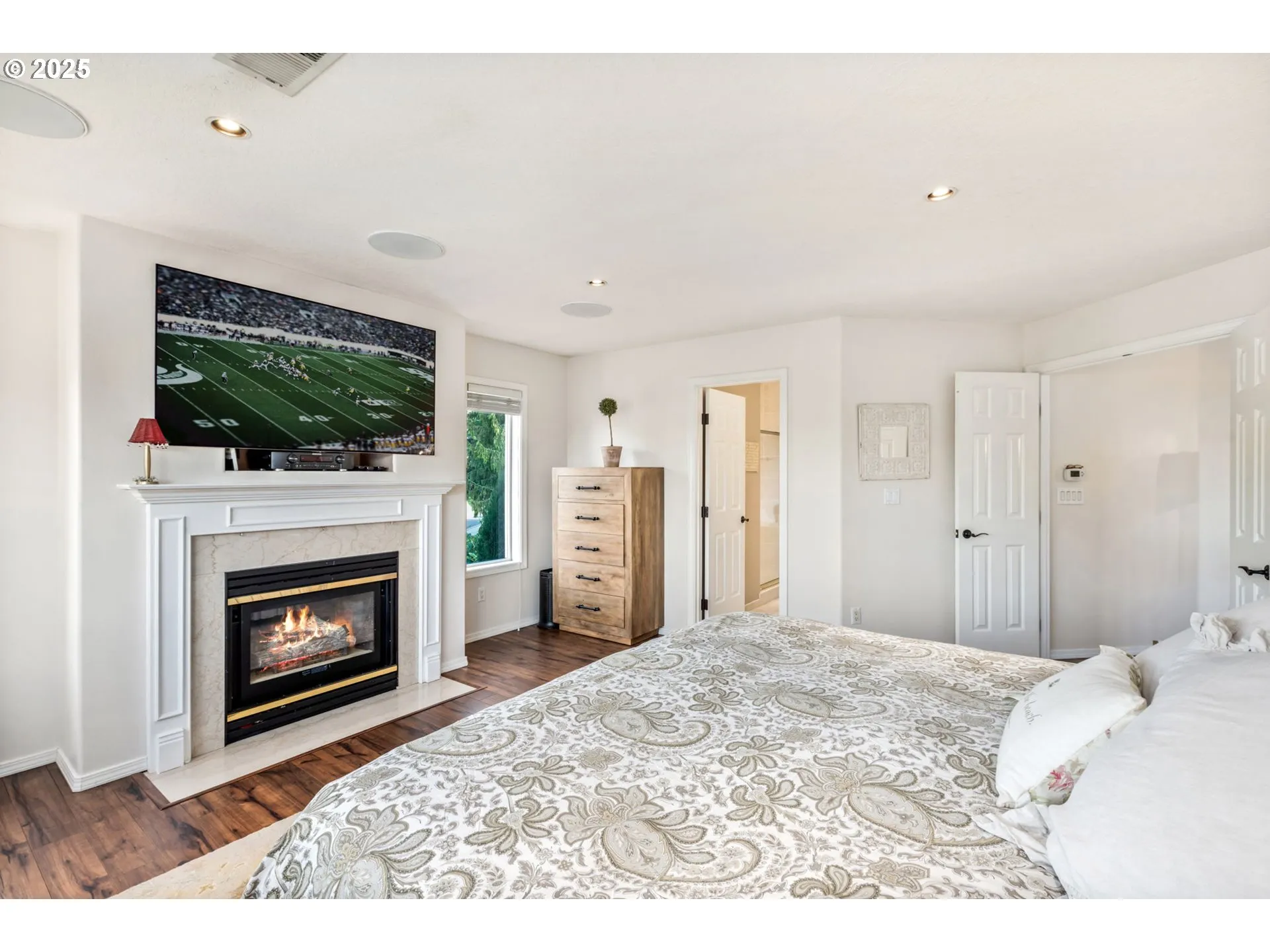 Primary Bedroom-Fireplace